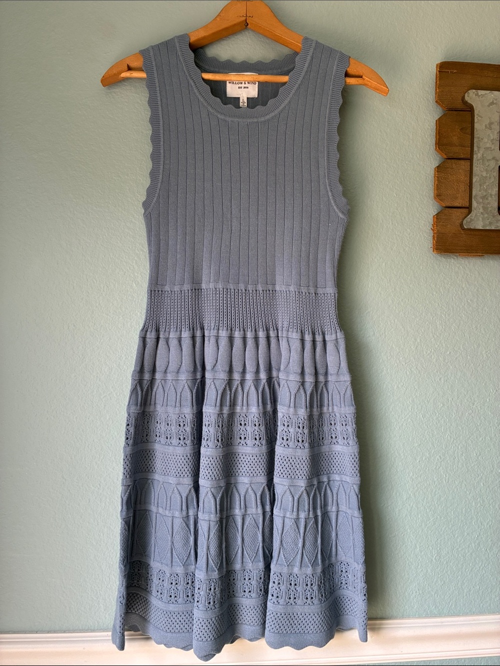 Willow & Wind Sleeveless Knit Midi Dress in Dusty Blue